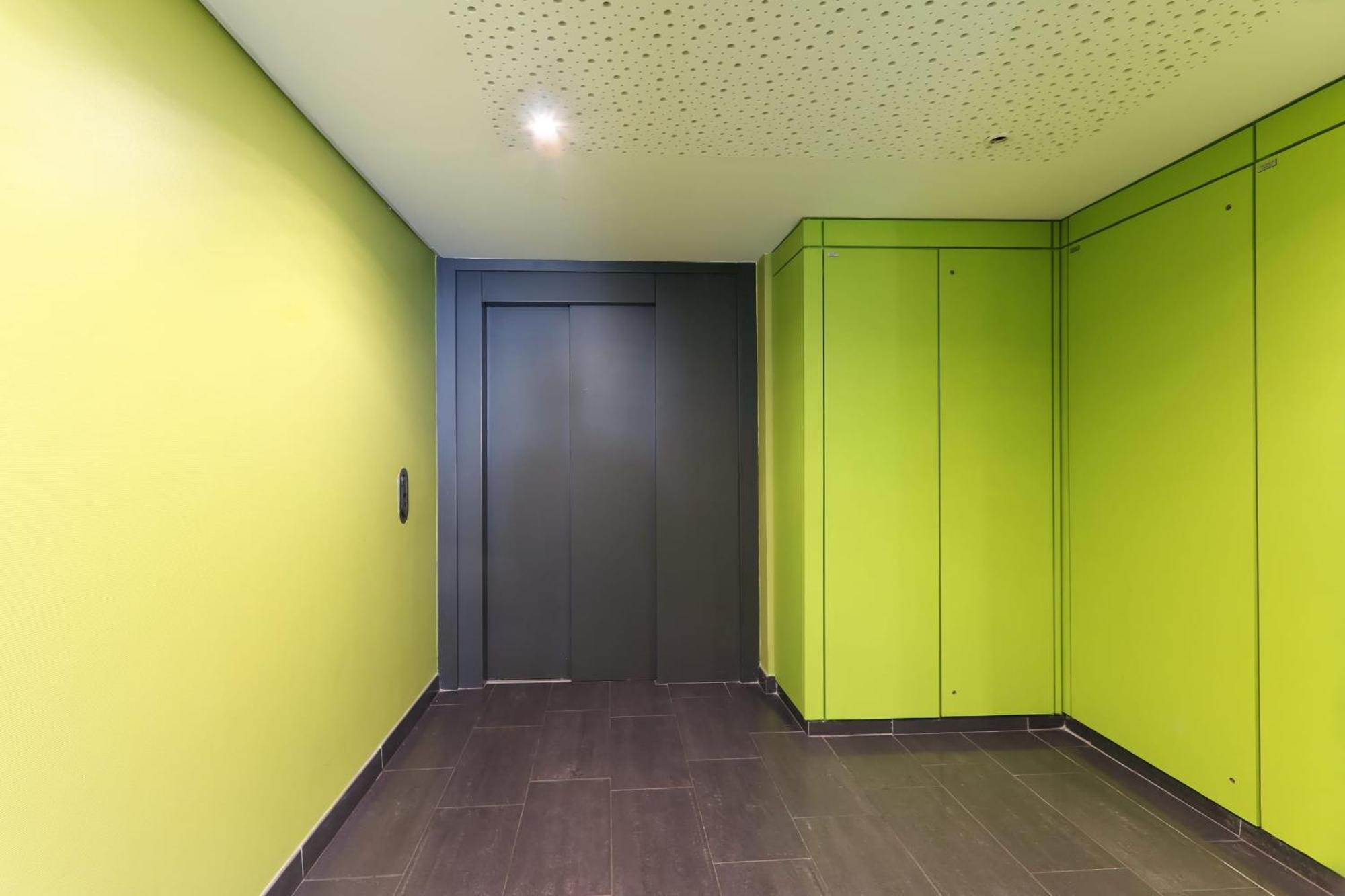 Studio Gare St Roch 1Er Etage - Air Rental Montpellier Esterno foto